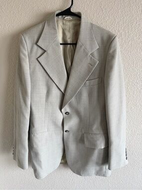 Light Gray Two-Button Men's Blazer